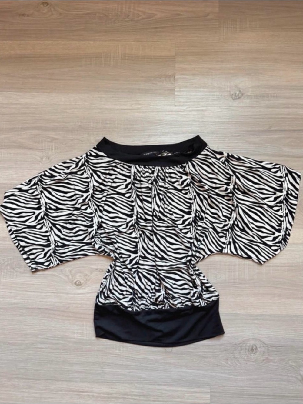 Vintage Rampage Y2K Zebra Print Batwing Top